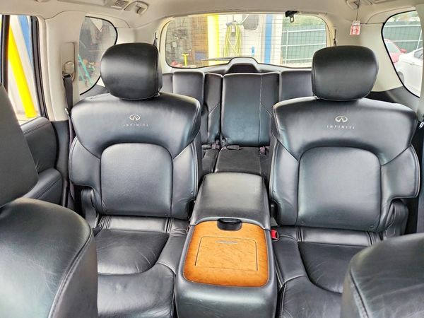 2012 INFINITI QX56