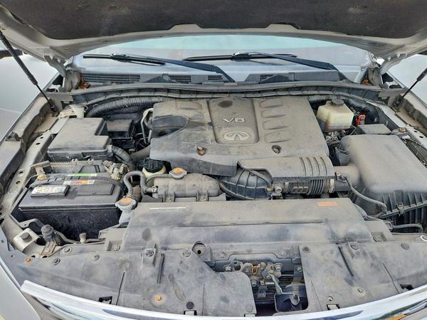 2012 INFINITI QX56