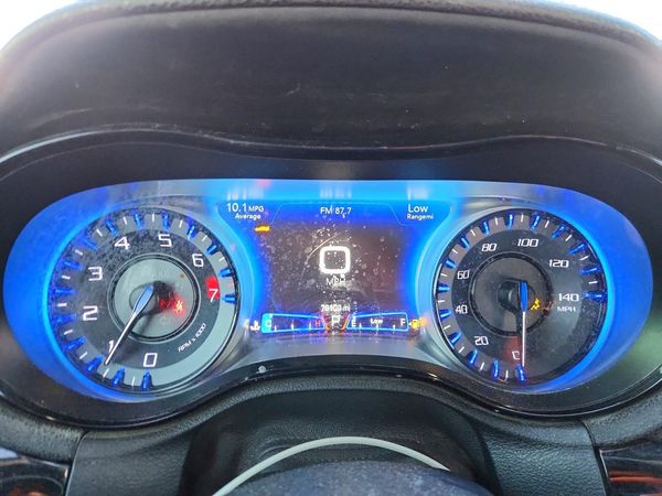 2019 CHRYSLER 300