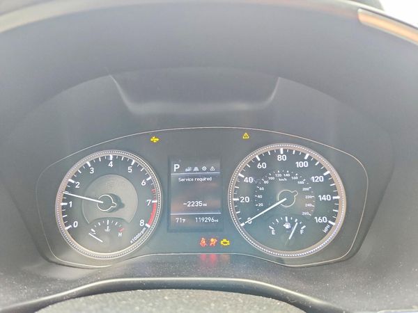 2019 HYUNDAI SANTA FE SE