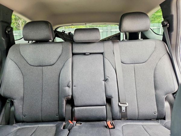 2019 HYUNDAI SANTA FE SE
