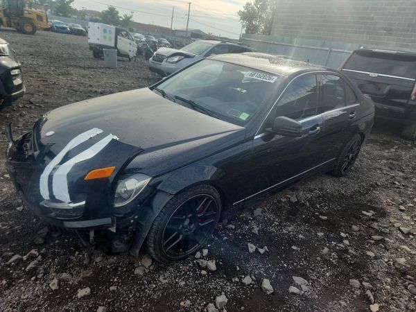 2013 MERCEDES-BENZ C