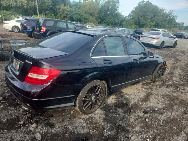 2013 MERCEDES-BENZ C