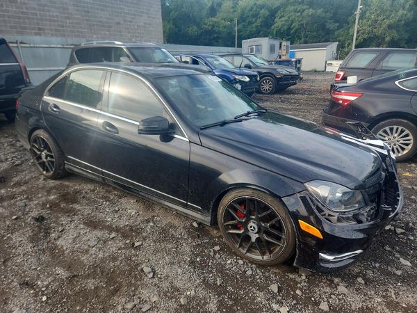 2013 MERCEDES-BENZ C