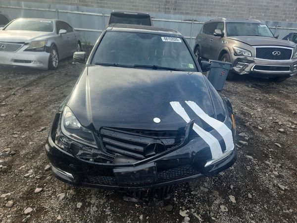 2013 MERCEDES-BENZ C