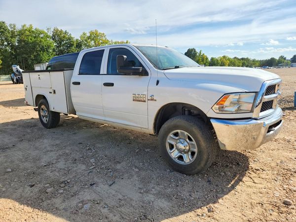2018 RAM 3500 ST