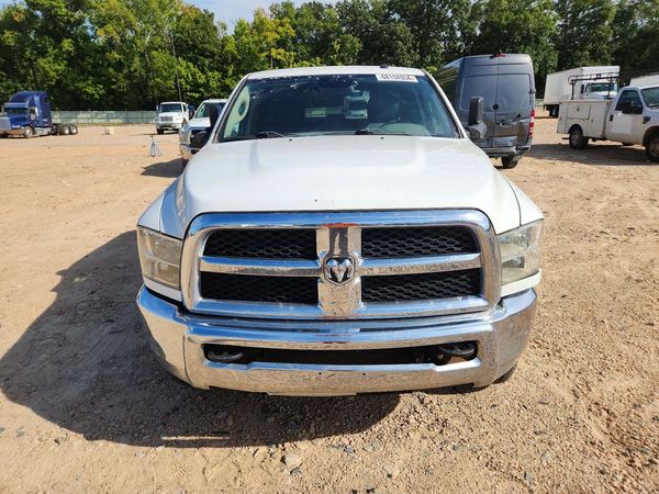 2018 RAM 3500 ST