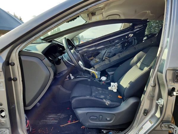 2020 NISSAN ROGUE — DENT