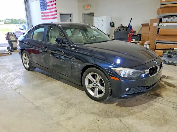2014 BMW 320 xDrive — Passenger 3/4