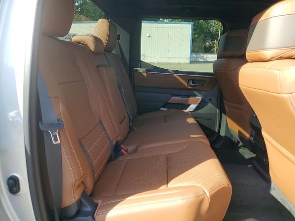2023 TOYOTA TUNDRA