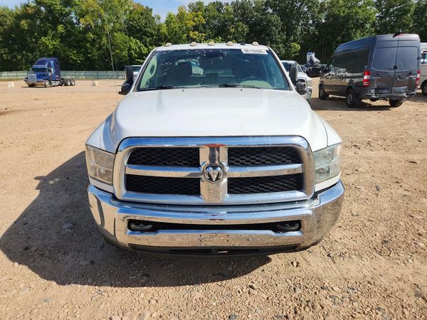 2018 RAM 3500 ST