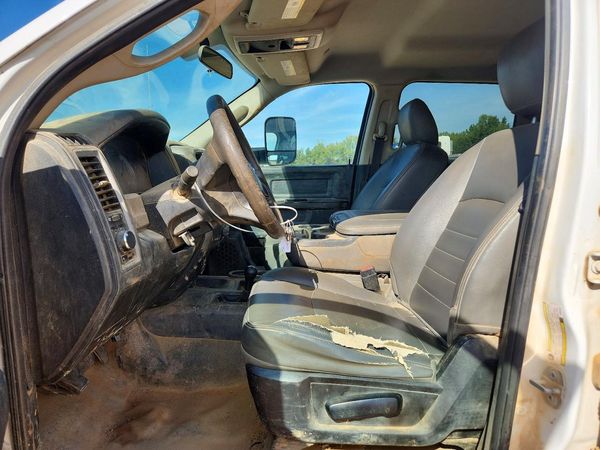2018 RAM 3500 ST