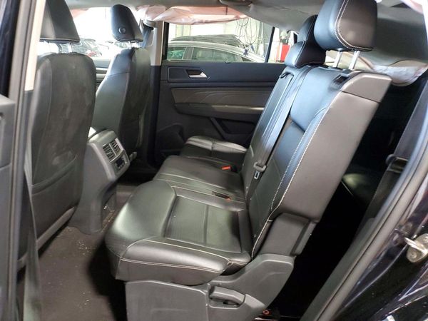 2021 VOLKSWAGEN ATLAS 4Motion SE w/ Tech