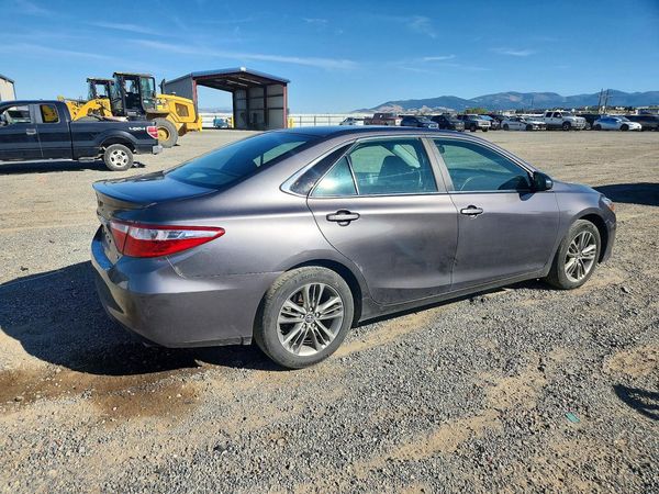2015 TOYOTA CAMRY