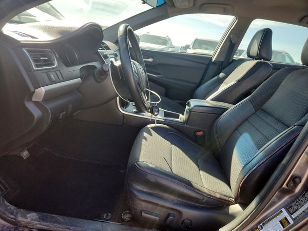 2015 TOYOTA CAMRY