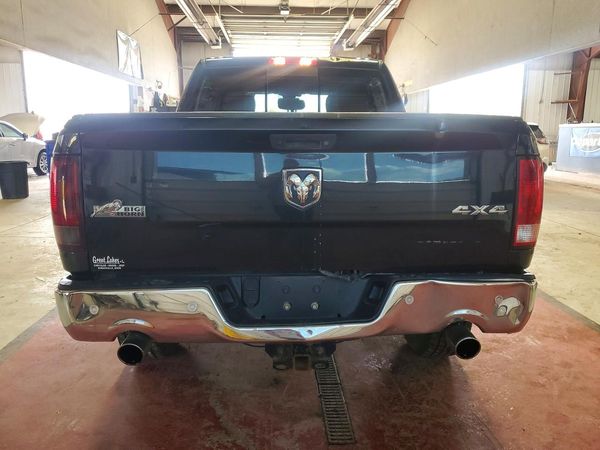 2018 RAM 1500 SLT