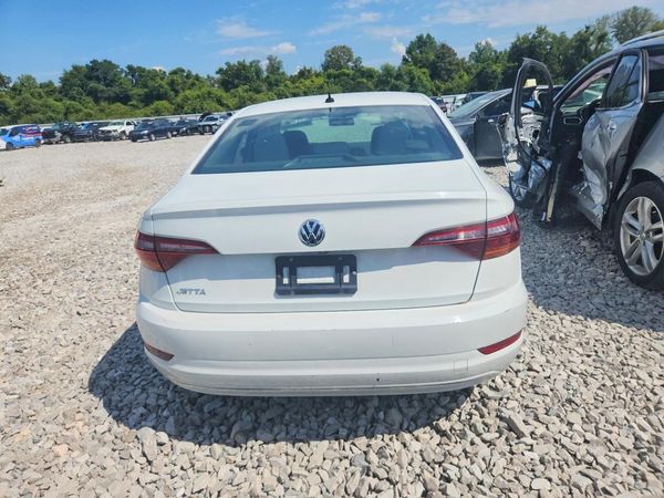 2019 VOLKSWAGEN JETTA S, SE, R-Line