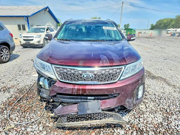 2014 KIA SORENTO