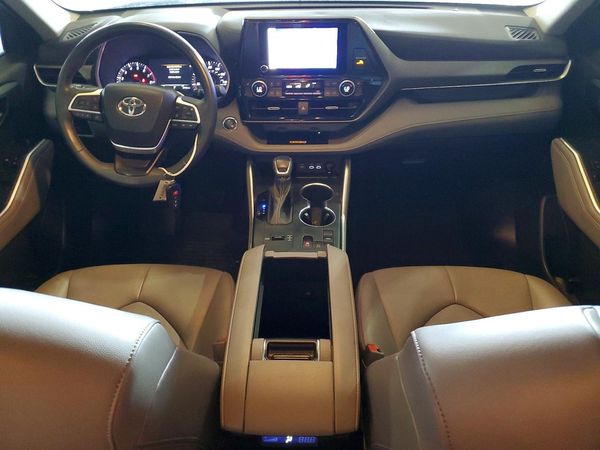 2023 TOYOTA HIGHLANDER
