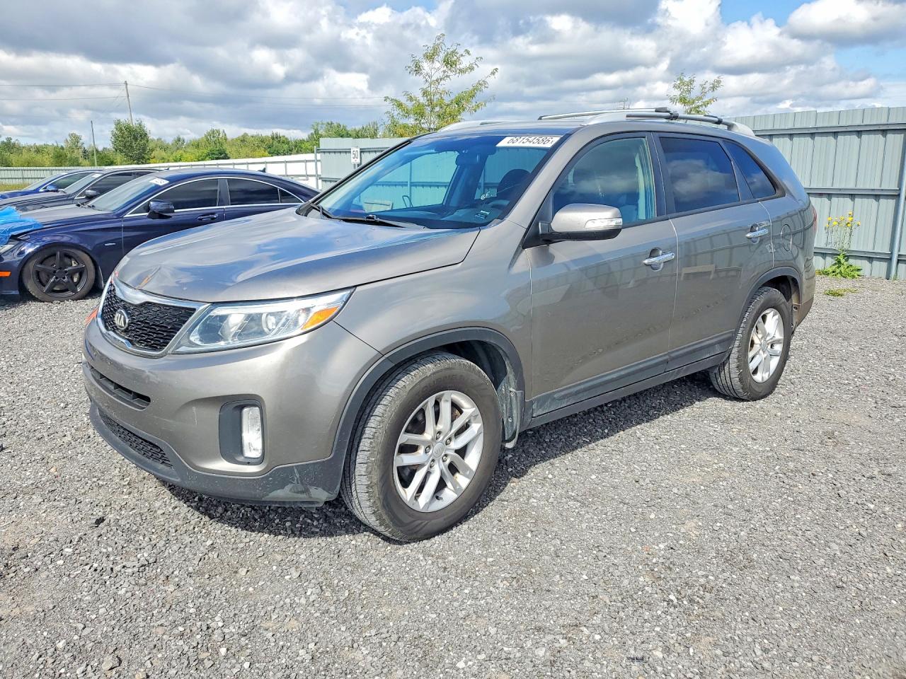 2015 KIA SORENTO GL