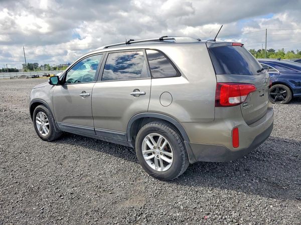 2015 KIA SORENTO GL