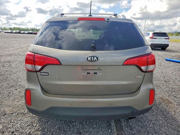 2015 KIA SORENTO GL