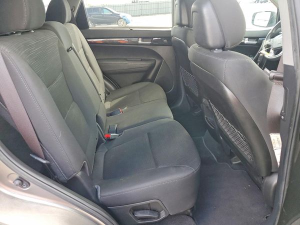 2015 KIA SORENTO GL