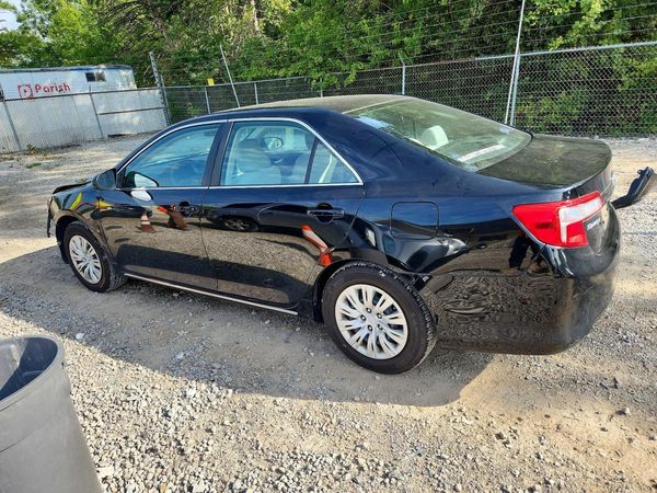 2014 TOYOTA CAMRY