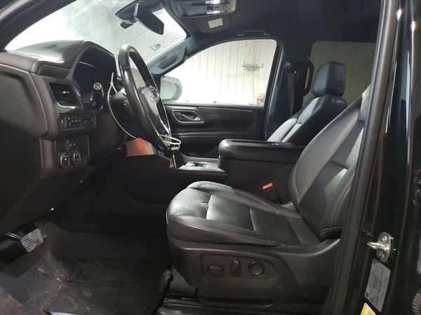 2022 CHEVROLET SUBURBAN LT — DENT