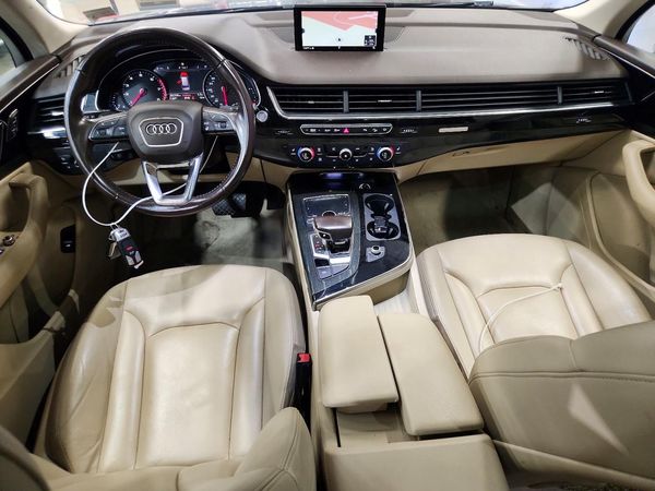 2019 AUDI Q7