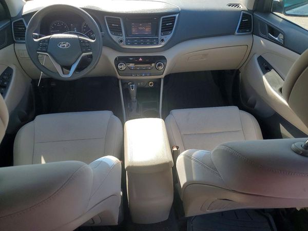 2017 HYUNDAI TUCSON