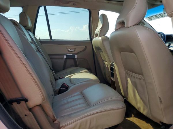2013 VOLVO XC90