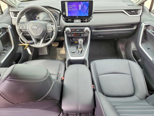 2025 TOYOTA RAV4