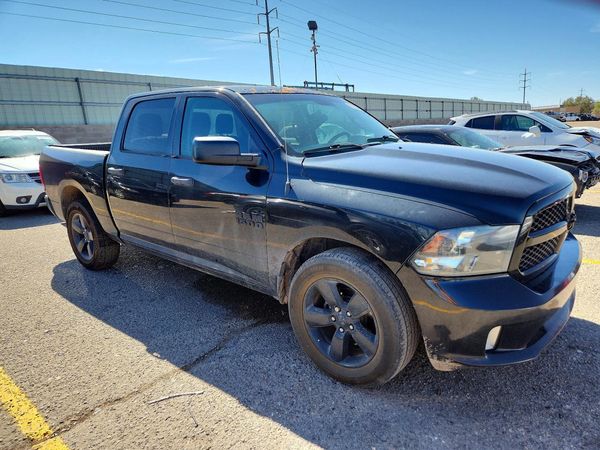 2016 RAM 1500 ST — Passenger 3/4