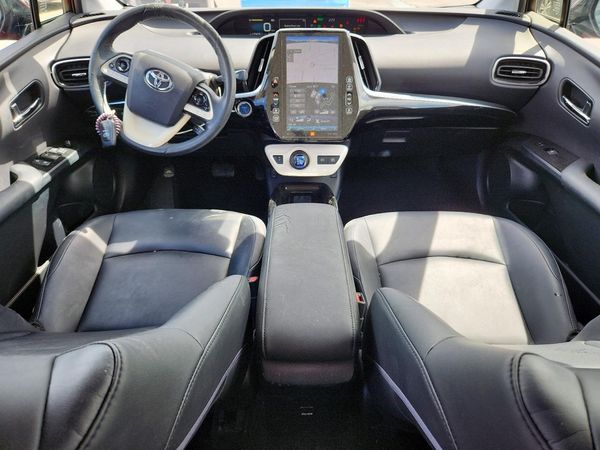 2018 TOYOTA PRIUS