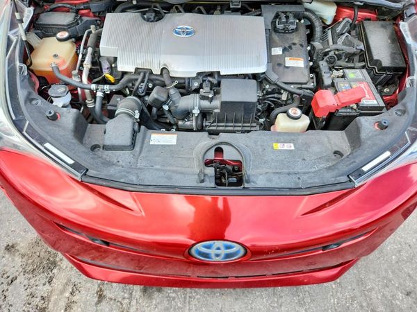 2018 TOYOTA PRIUS
