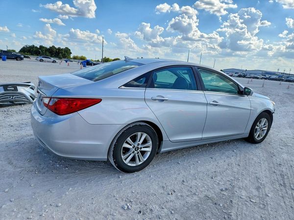 2013 HYUNDAI SONATA GLS/ GLS Popular