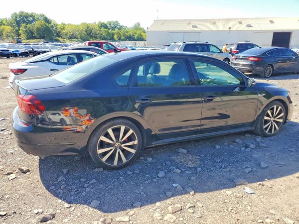 2018 VOLKSWAGEN PASSAT GT