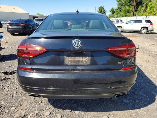 2018 VOLKSWAGEN PASSAT GT