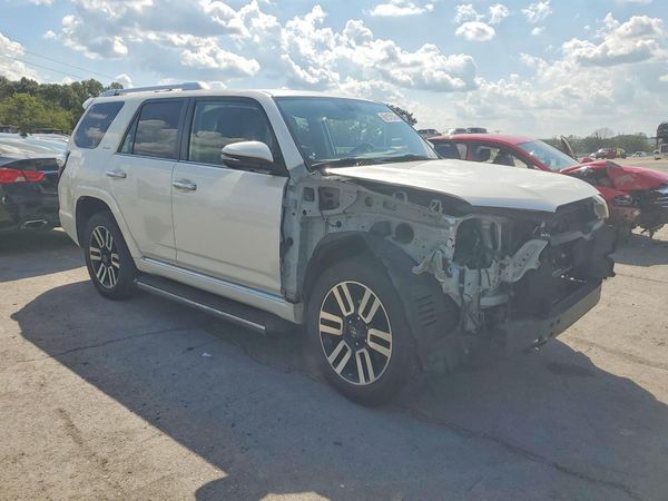 2018 TOYOTA 4RUNNER