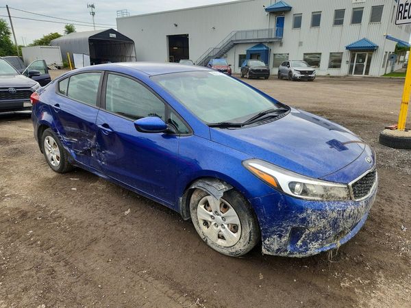 2017 KIA FORTE LX Base