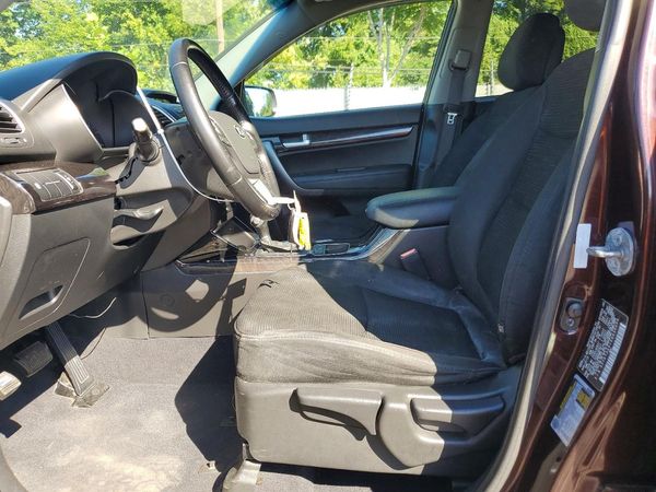 2014 KIA SORENTO