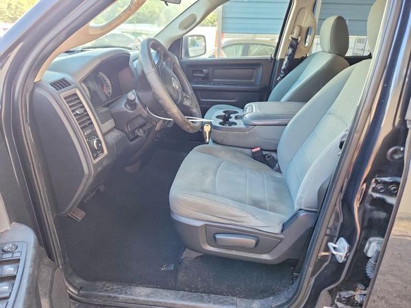 2014 RAM 1500 ST