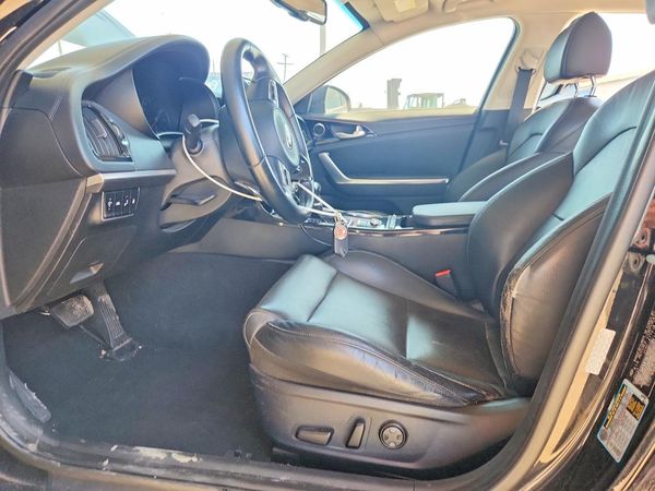 2018 KIA STINGER