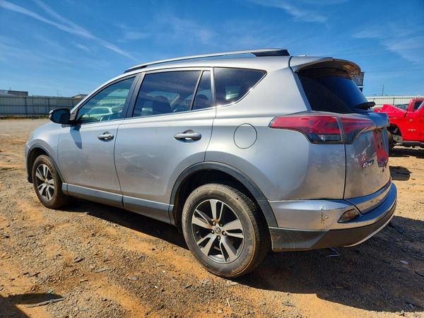 2018 TOYOTA RAV4