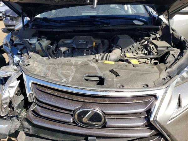 2015 LEXUS NX 200t Luxury