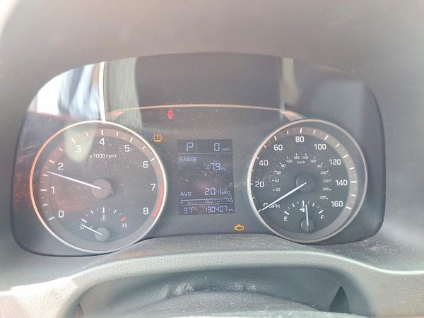 2017 HYUNDAI ELANTRA SE Base