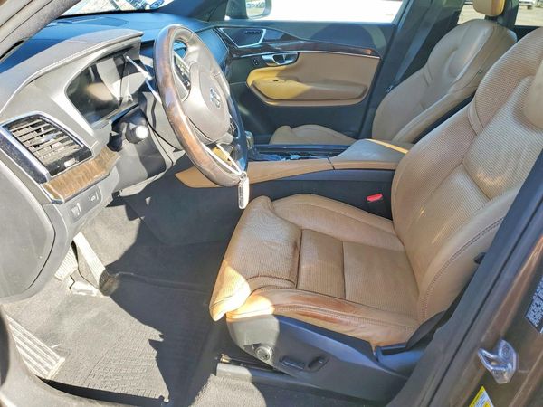 2017 VOLVO XC90 Inscription