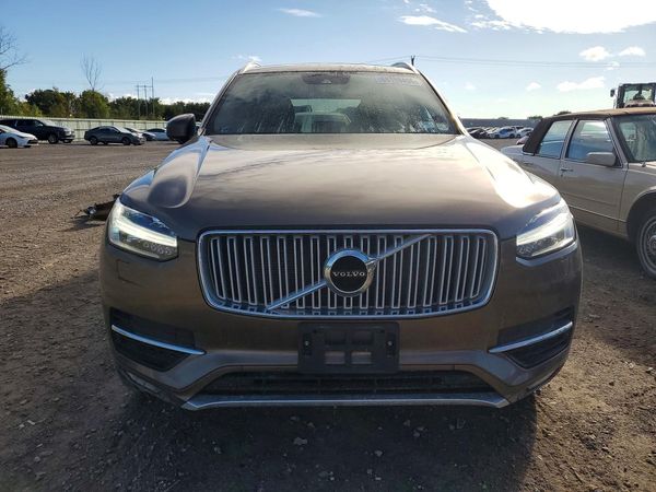 2017 VOLVO XC90 Inscription