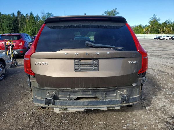 2017 VOLVO XC90 Inscription